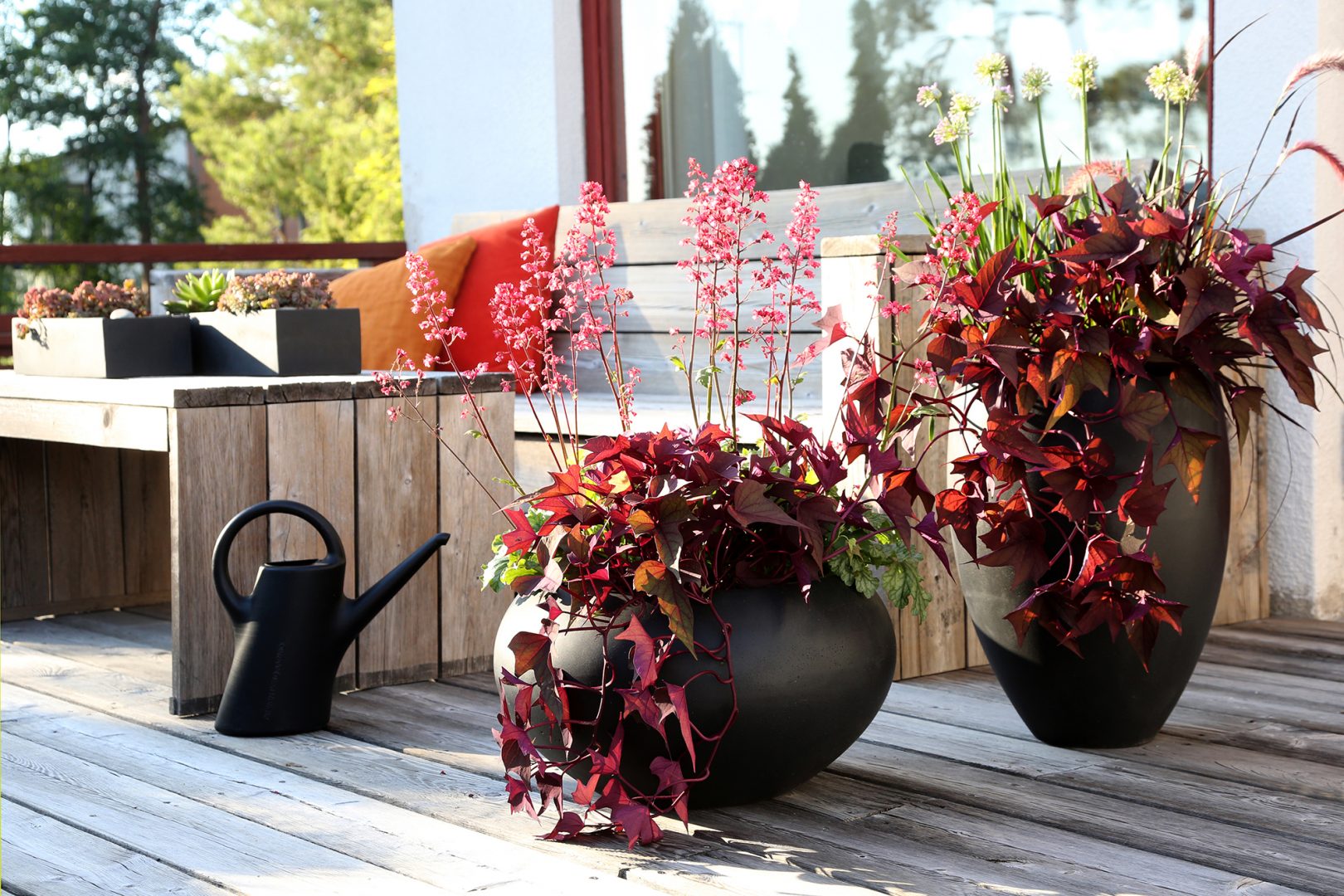 Modern romantik med sommarblommor