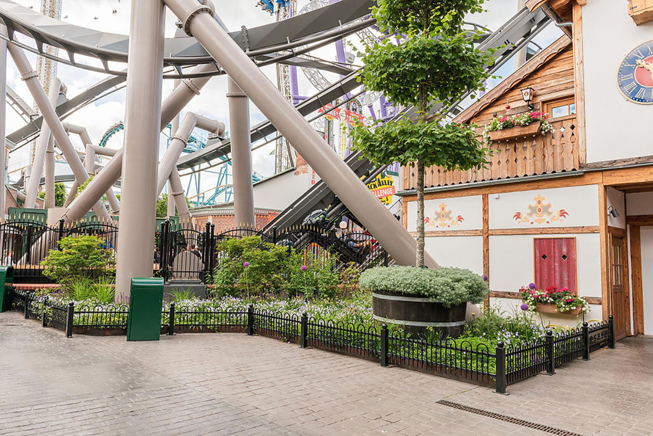 Robusta grönytor på Gröna Lund